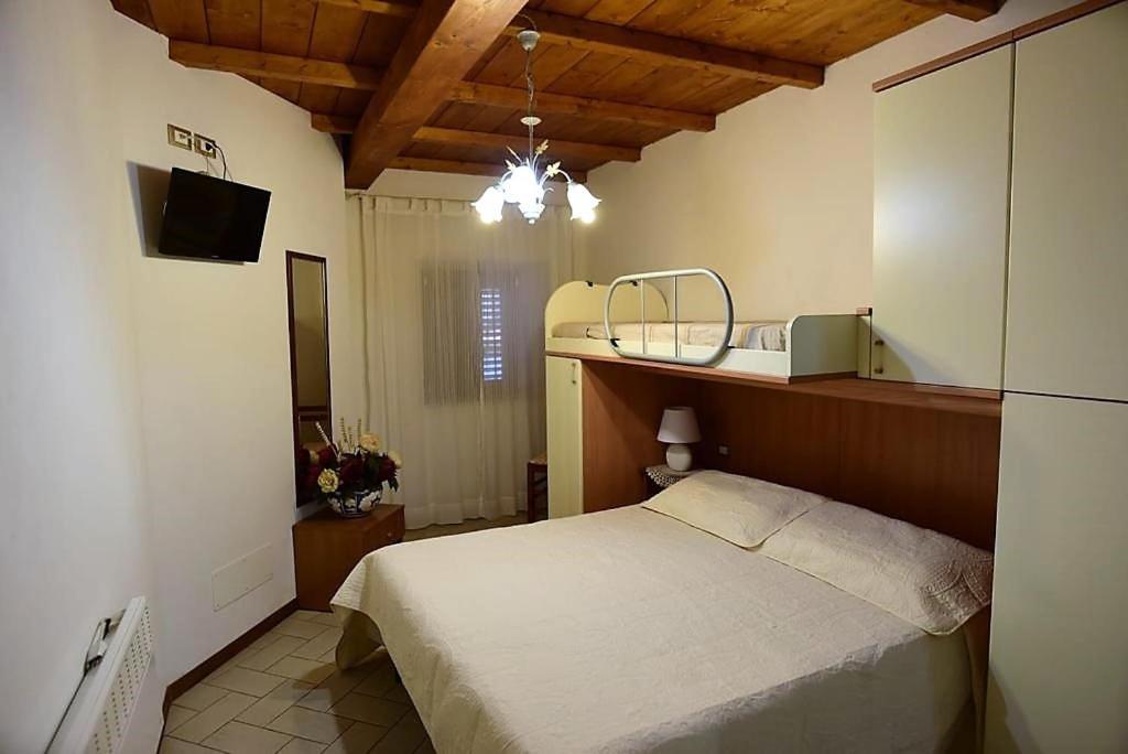 Casa Maira In Centro A Saturnia Villa Exterior photo