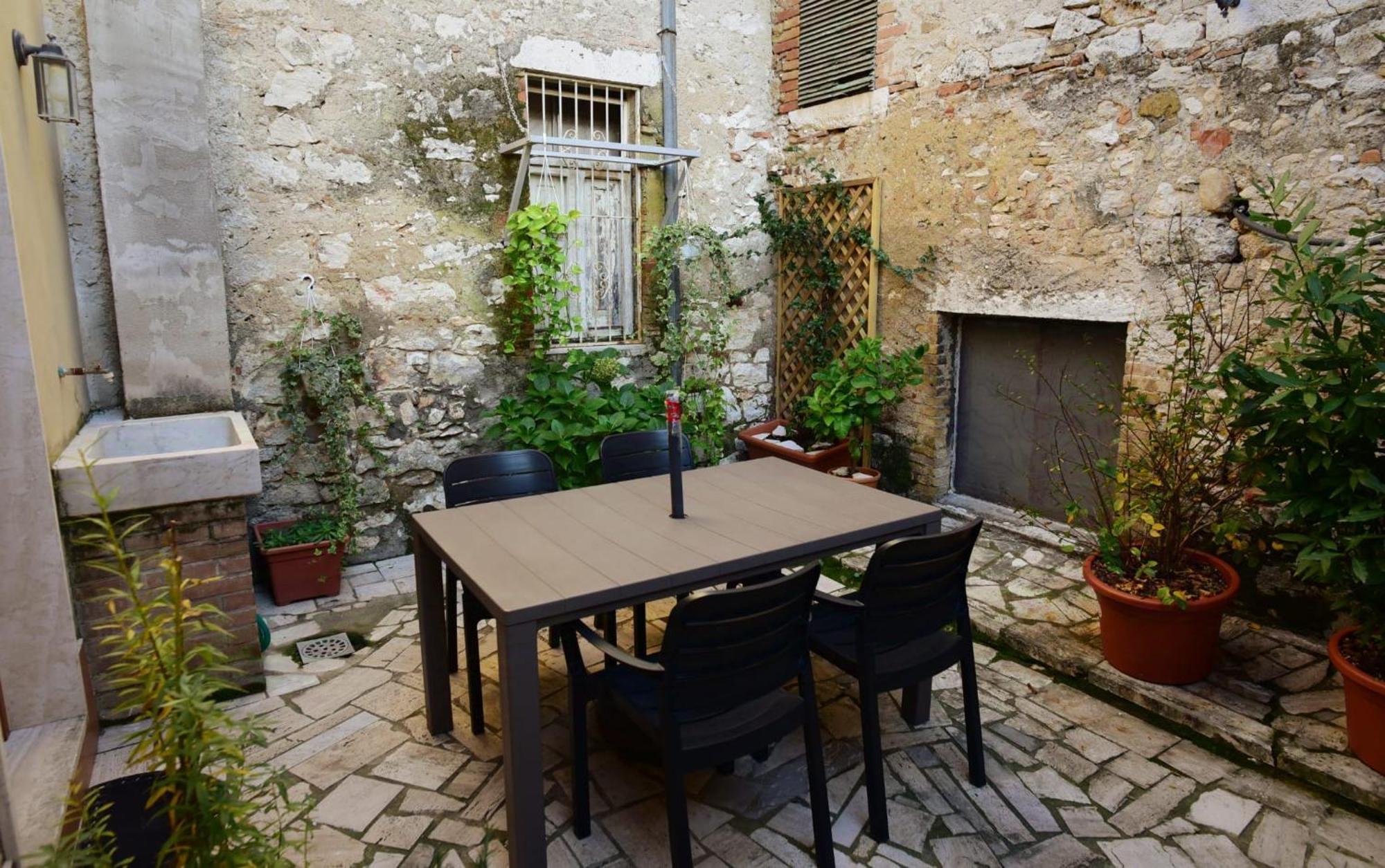 Casa Maira In Centro A Saturnia Villa Exterior photo